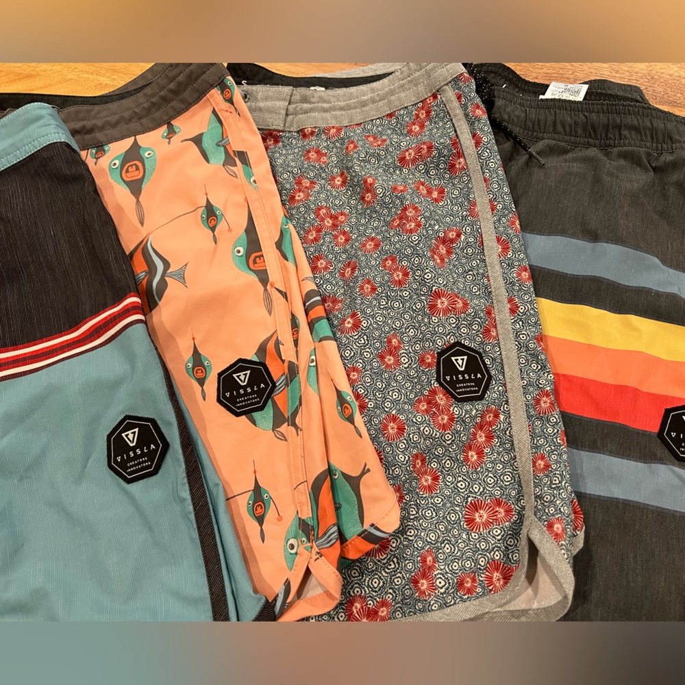 SOLD - Men’s Vissla board shorts and gym shorts